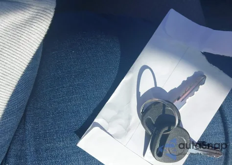 2000 Chevrolet Tahoe All New Lt from USA, damaged, VIN 1GNEK13T4YJ120005